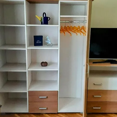 Mimo Apartman Holiday home